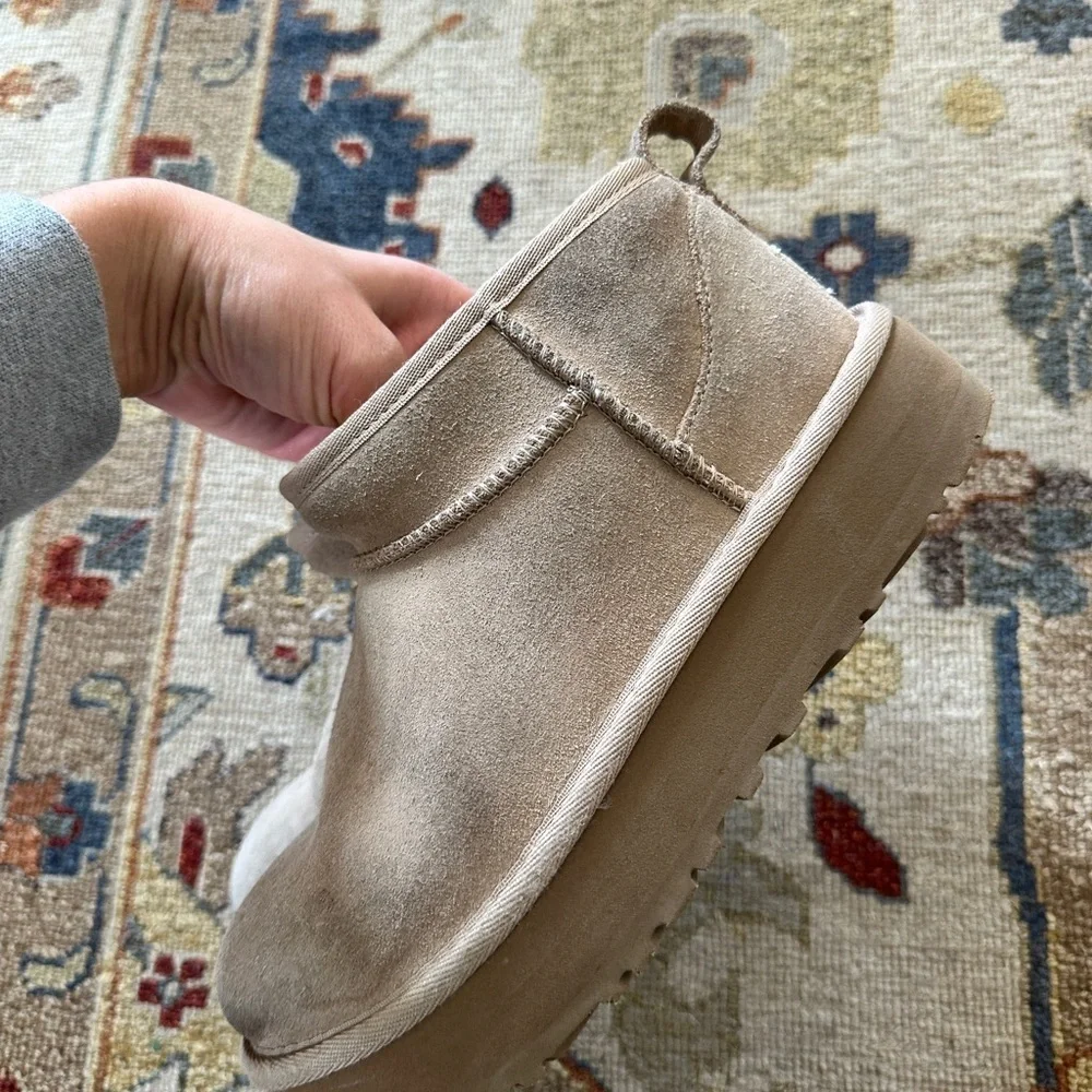 UGG Short' Classic Ultra Mini Platform Boots Sand sz 4
